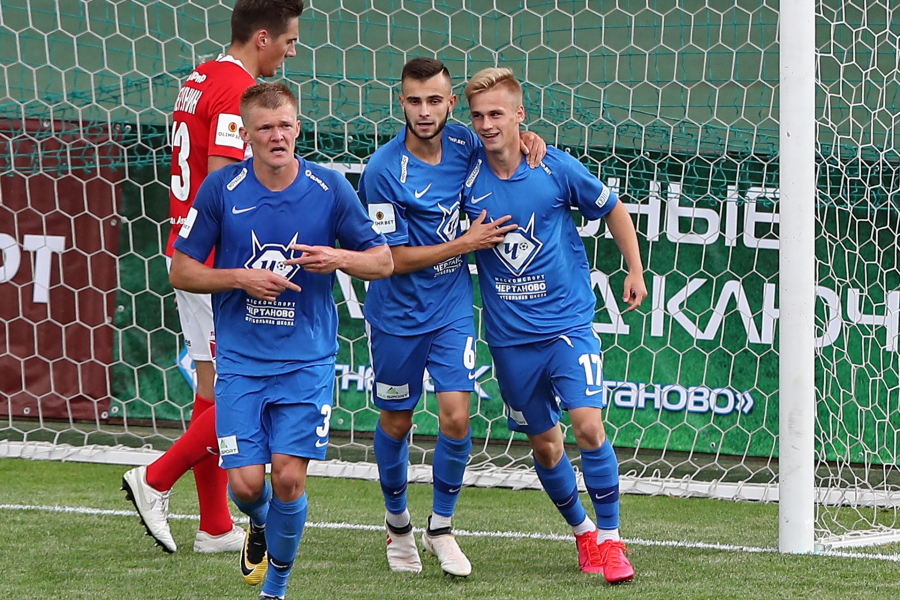 Сергей Пиняев – самый молодой дебютант в истории ФНЛ