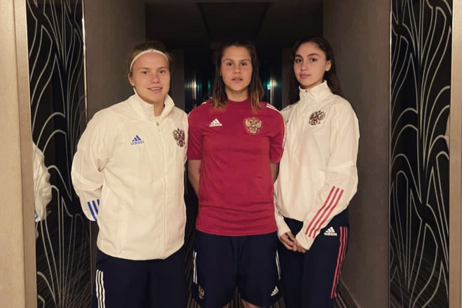 Олегина, Семёнова и Чочиева вызваны в молодёжную сборную России