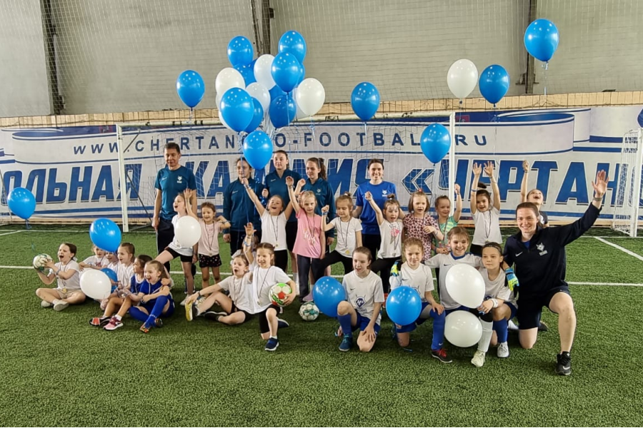 В школе «Чертаново» состоялся праздник футбола для девочек 2014 г.р. 