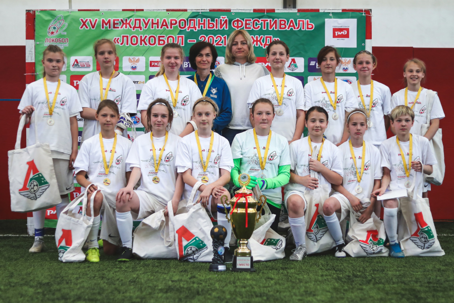 Команда девочек «Чертаново» 2009 г.р. выиграла путёвку в Суперфинал фестиваля «Локобол-РЖД»!