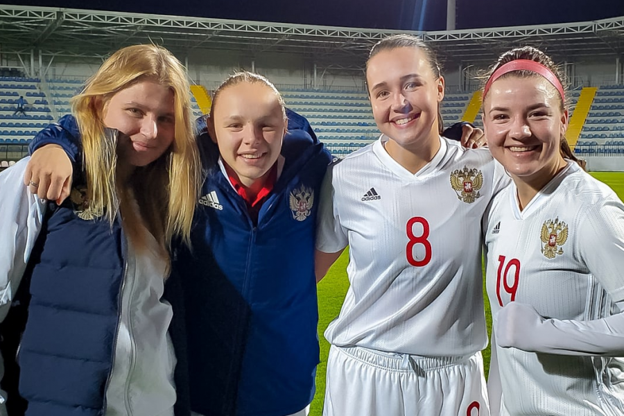 Гол Алены Андреевой помог сборной России одолеть Азербайджан