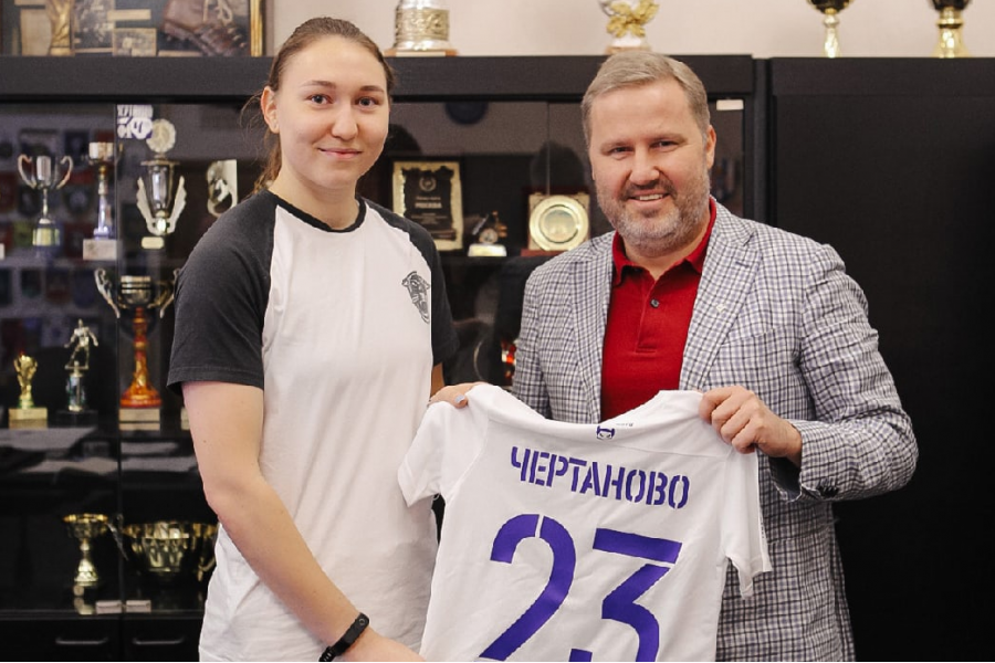 Диана Пономарёва подписала новый контракт с ЖФК «Чертаново»