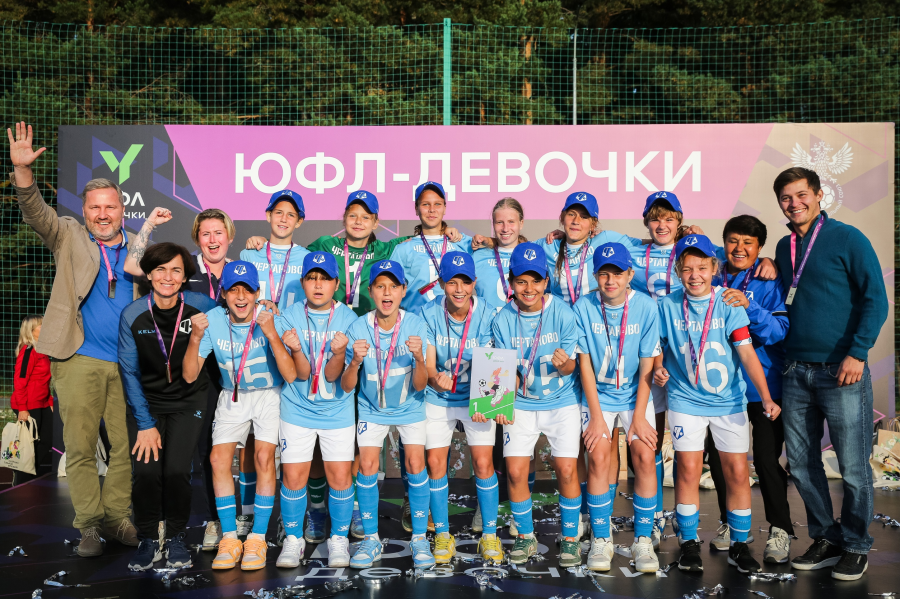 Команда «Чертаново» U-14 – чемпион дебютного сезона ЮФЛ-Девочки!