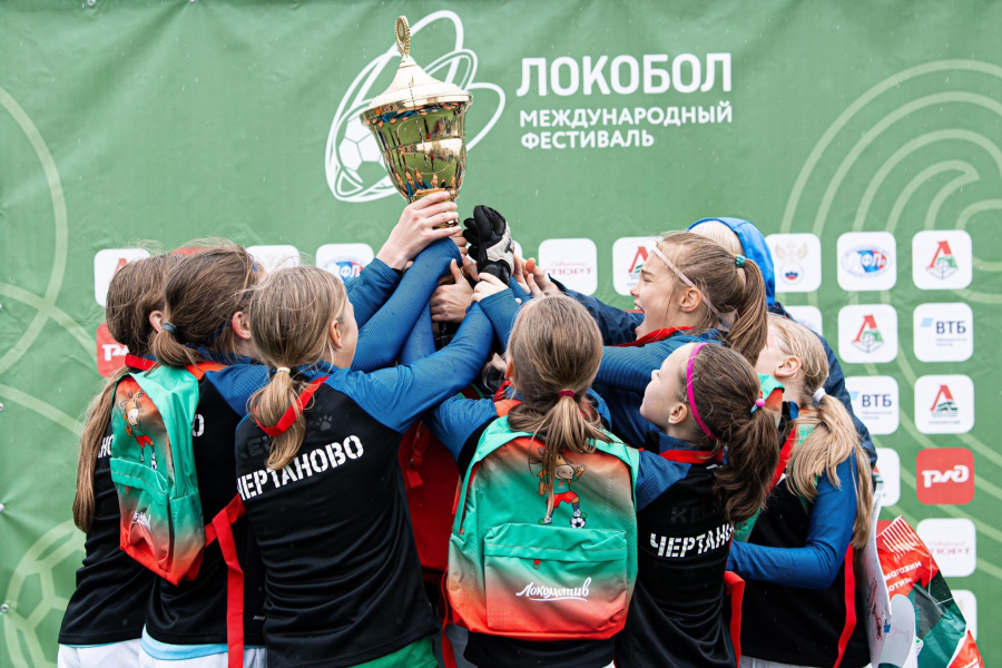 Команда девочек «Чертаново» 2012 г.р. – победитель отборочного турнира «Локобол-2024-РЖД»!
