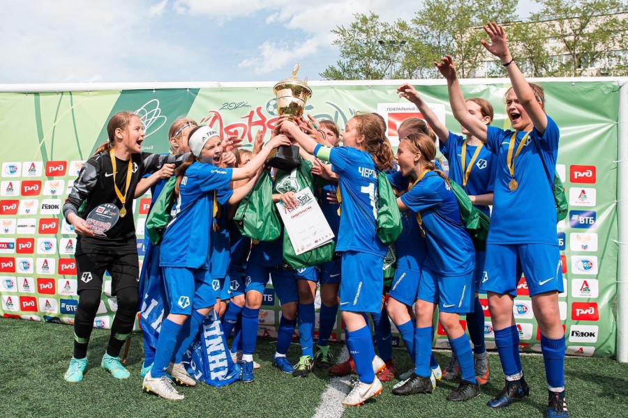 Команда девочек «Чертаново» 2010 г.р. выиграла путёвку в Суперфинал фестиваля «Локобол»!