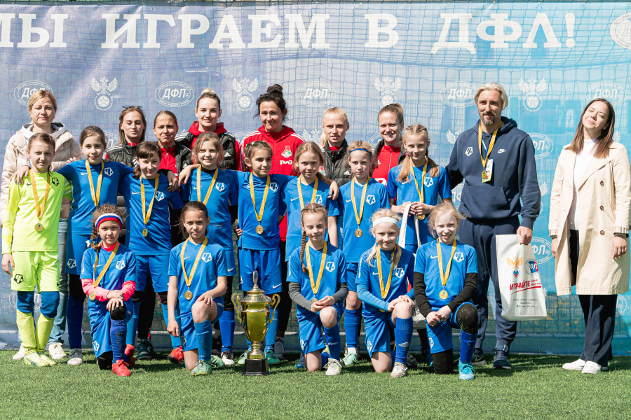 Команды девочек «Чертаново» 2012/2013 г.р. выиграли отбор фестиваля «Загрузи себя футболом»!